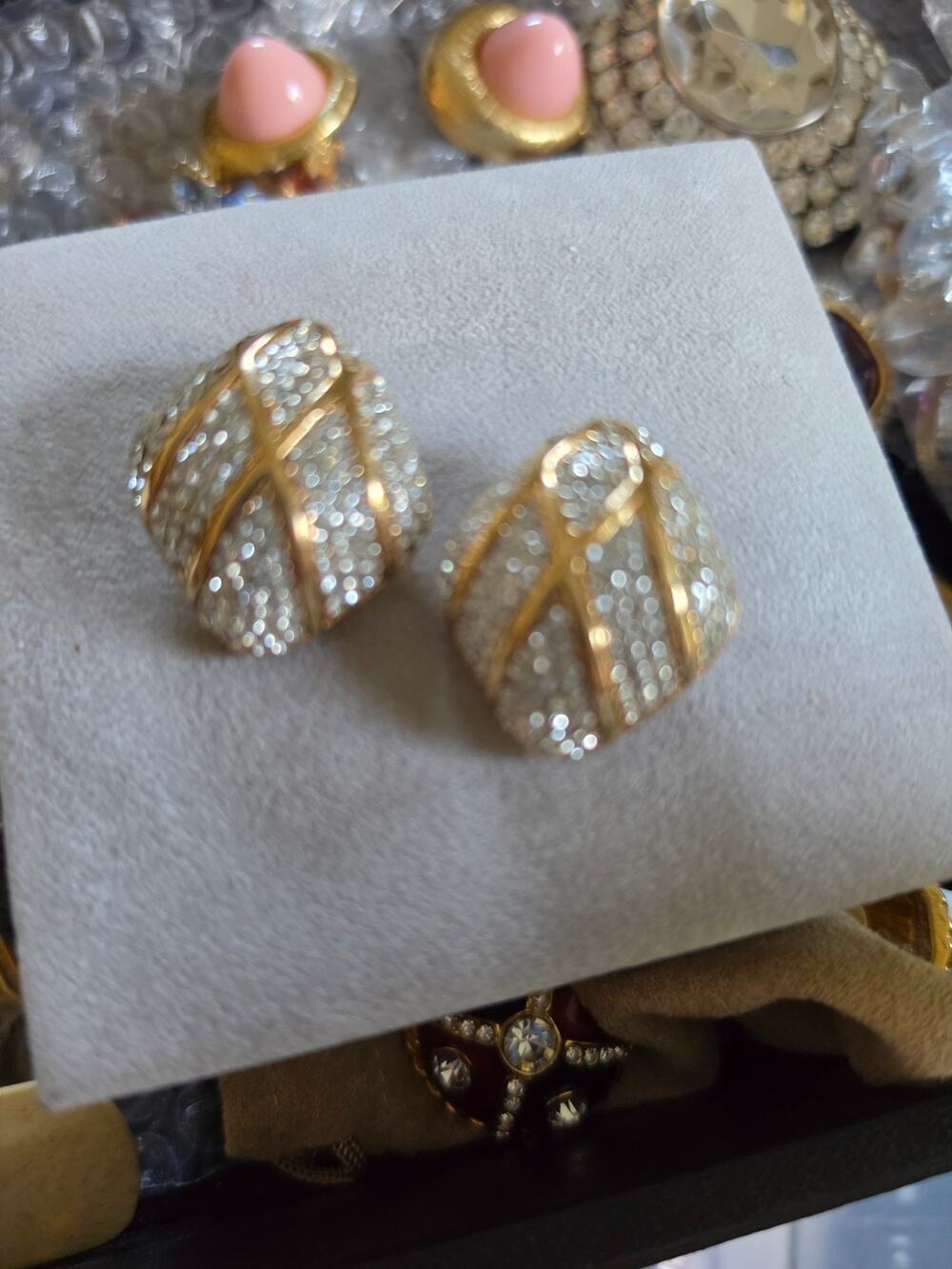 Clear Rhinestone Gold-tone Earrings 80s
